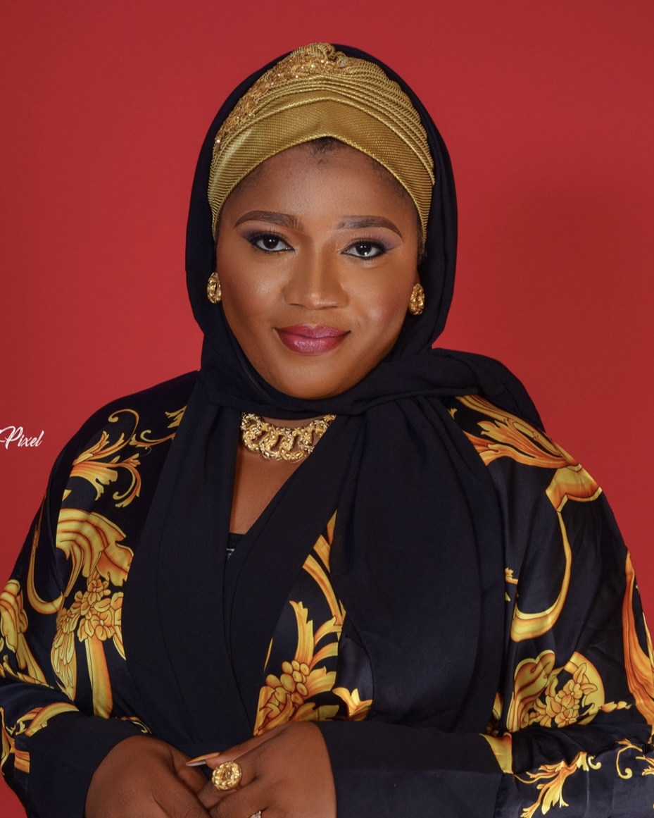 https://www.lironsglowinternational.com/wp-content/uploads/2025/02/CEO-Nigeria-Abuja.jpg
